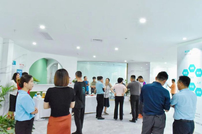 群英集結，“凈”護生產！“GMP無菌潔凈空間污染防控策略及運營管理”沙龍圓滿結束！